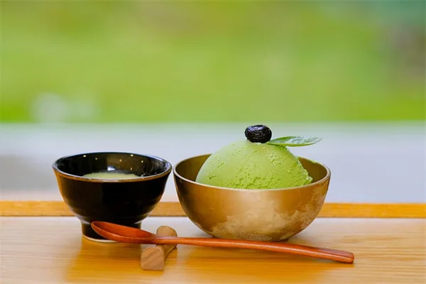 【経験談】野菜の肥料は朝の湿った土がベスト！失敗しないコツ