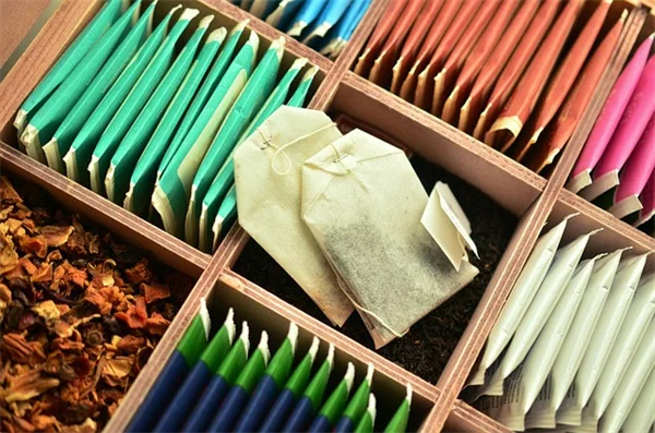 ミツバチに優しい木の選び方、開花する木がミツバチの食堂になる理由